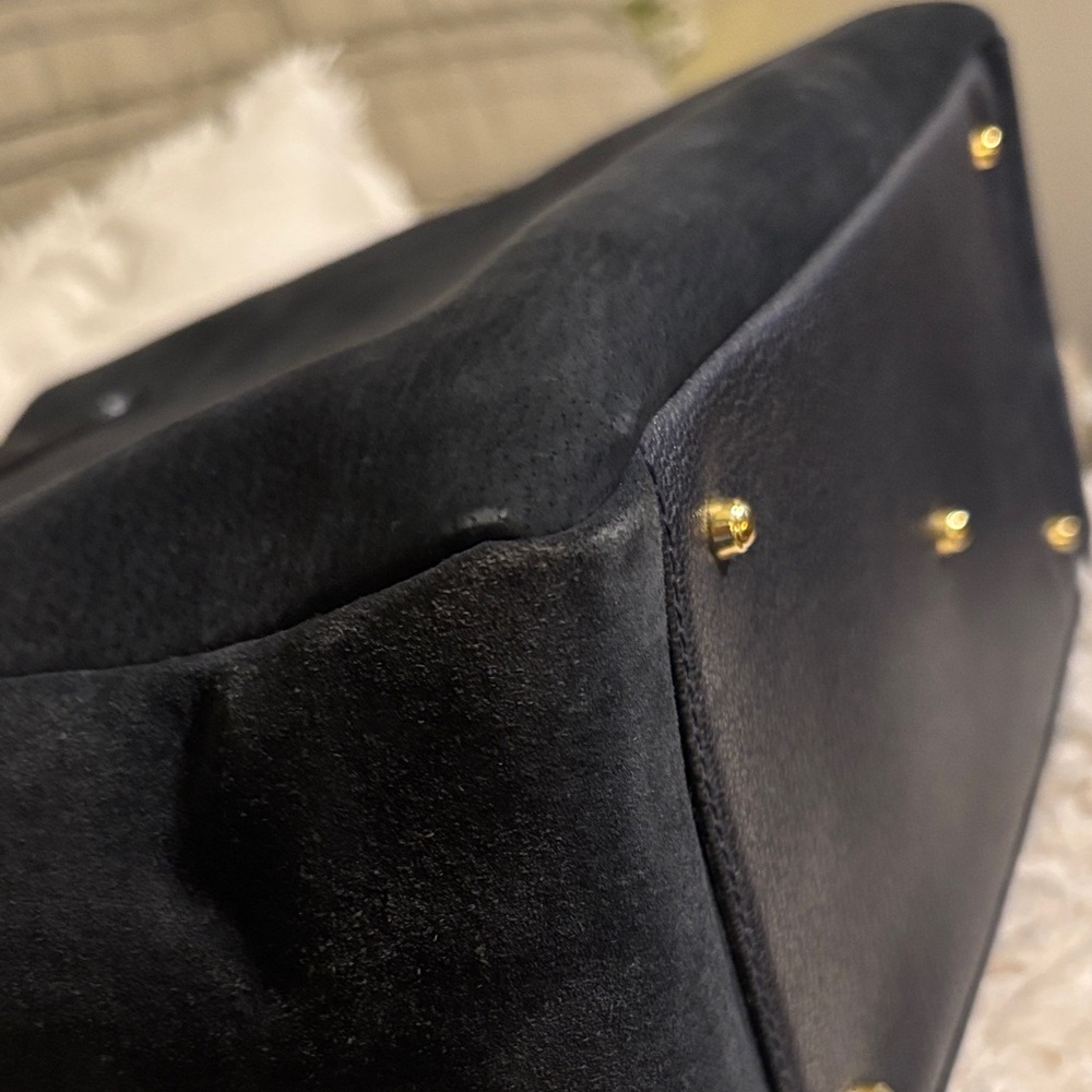GUCCI VINTAGE Suede Handbag w/COA and Dustbag! - Picture 7 of 16